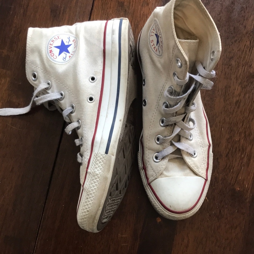 • high top Converse •